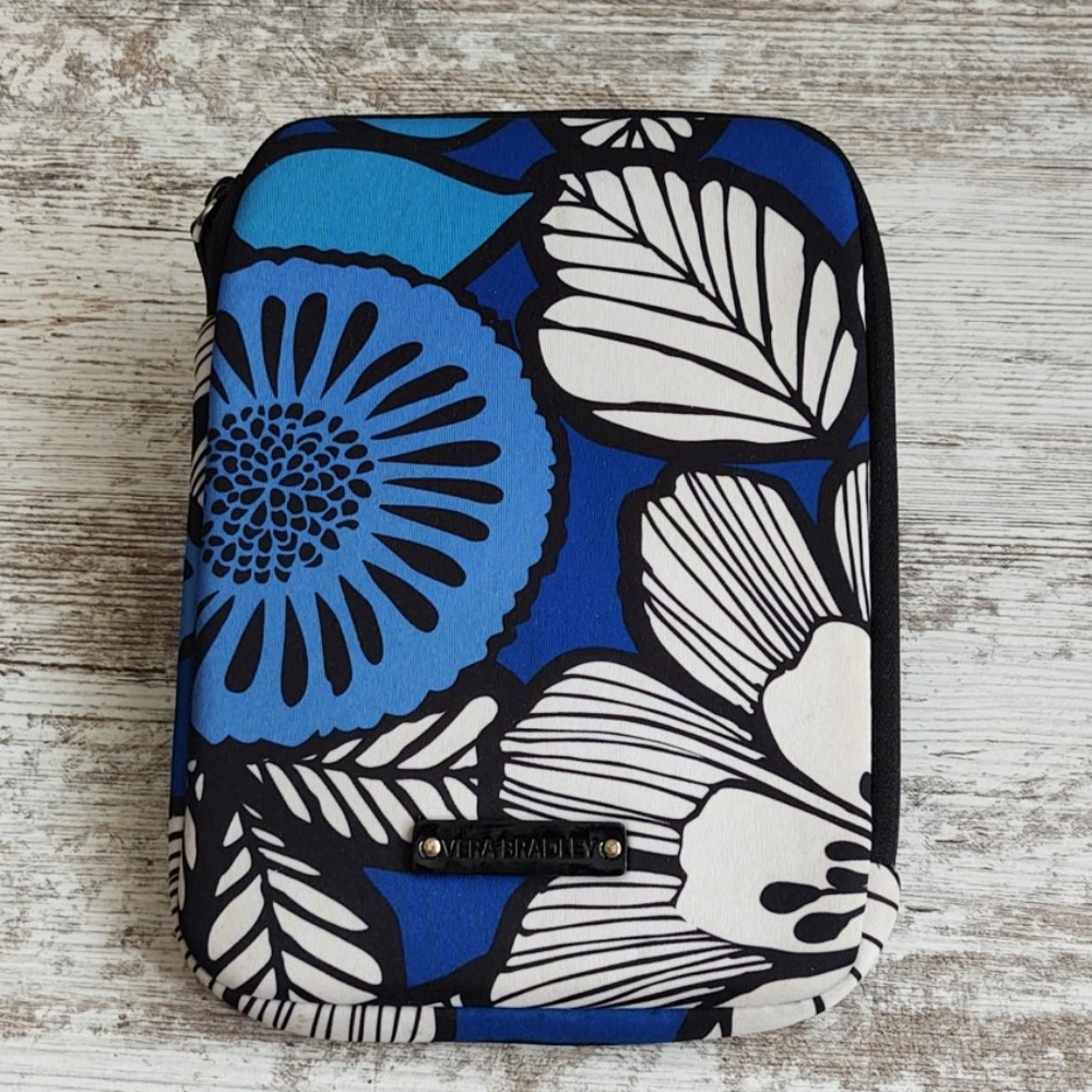 Vera Bradley Blue Bayou Neoprene Tablet Case